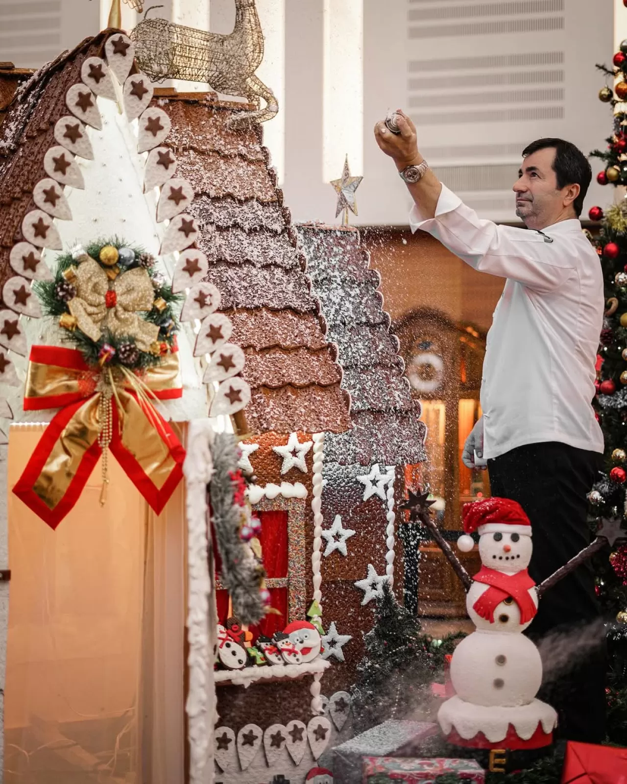 Sheraton İstanbul Ataköy'de "Zencefilli Kurabiye Evi" Büyüsü