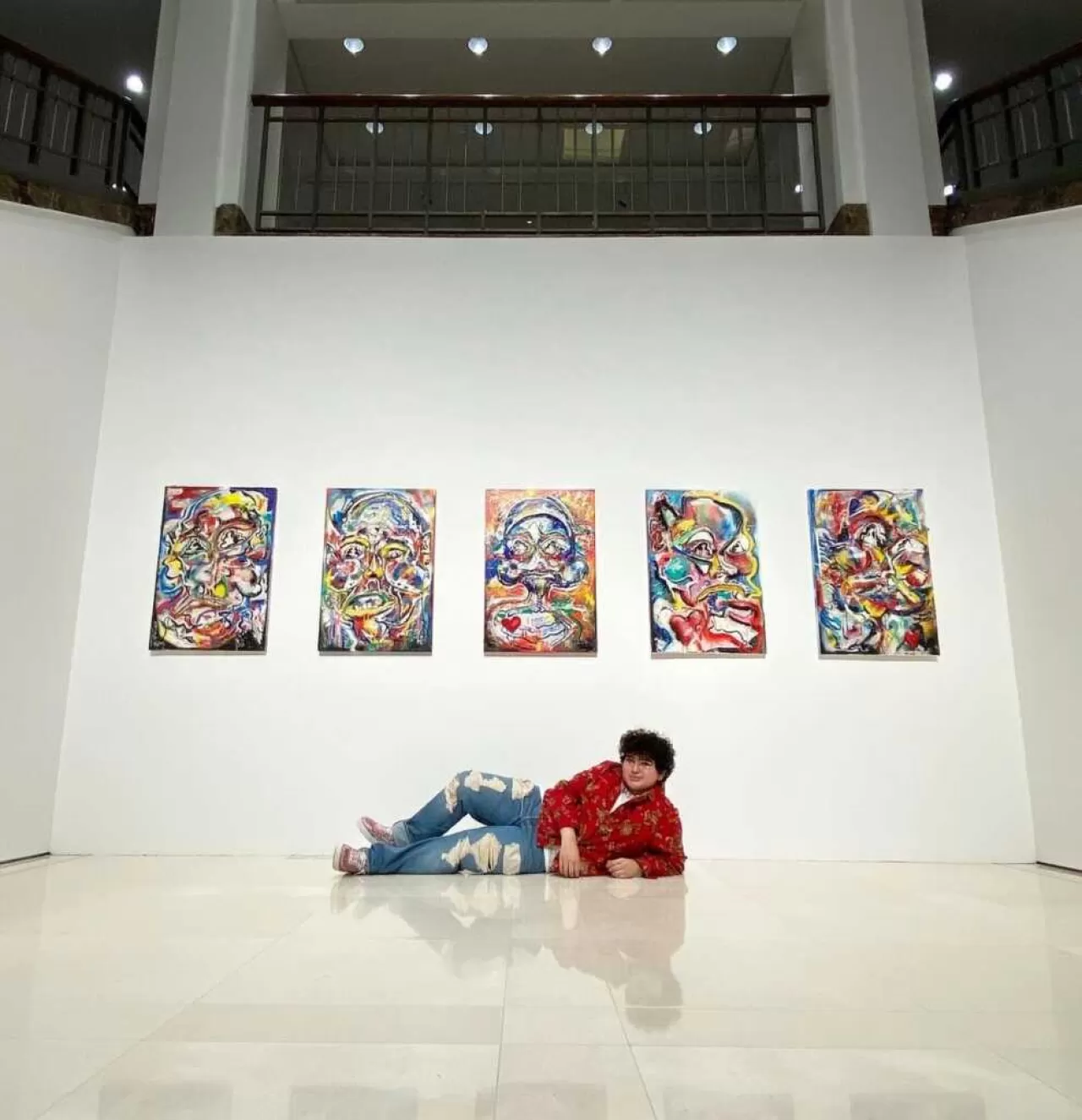 Sokak Sanatının Dijital Dönüşümü: Berlin'de Graffiti Tünelleri ve NFT Duvarları Keşfi