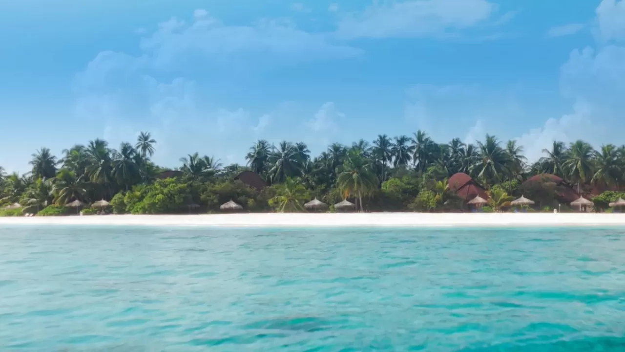 Maldivler'de Yetişkinlere Özel Lüks Tatil: Robinson Club Açıkladı