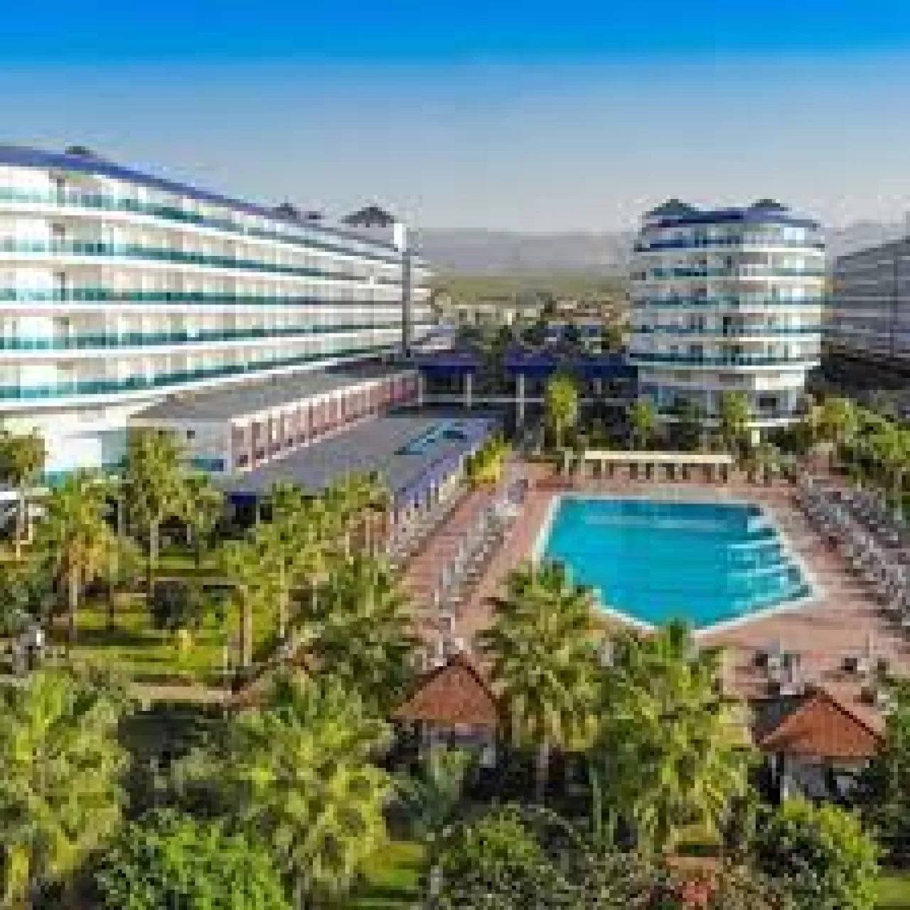 Eftalia Marin Resort Otel'de Konfor ve Eğlence Bir Arada