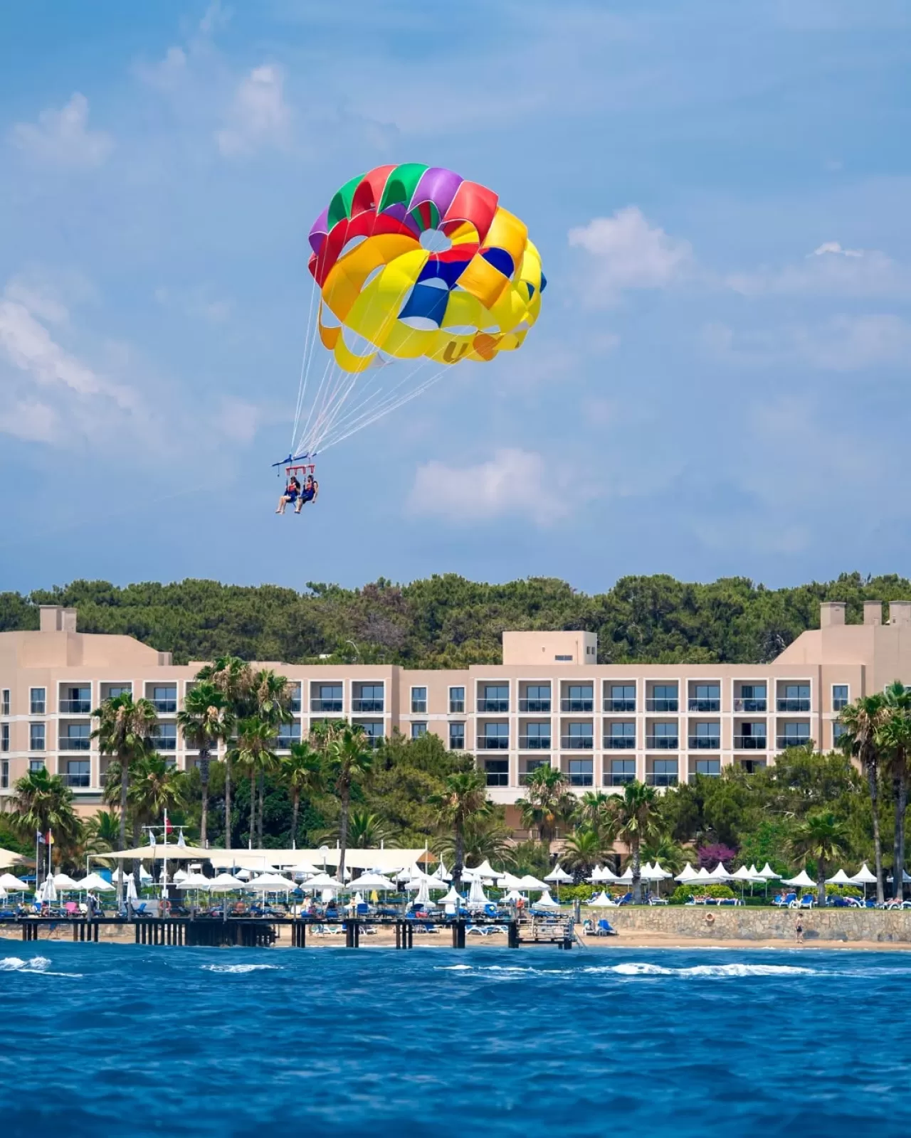 Turquoise Hotel'de Parasailing Keyfi