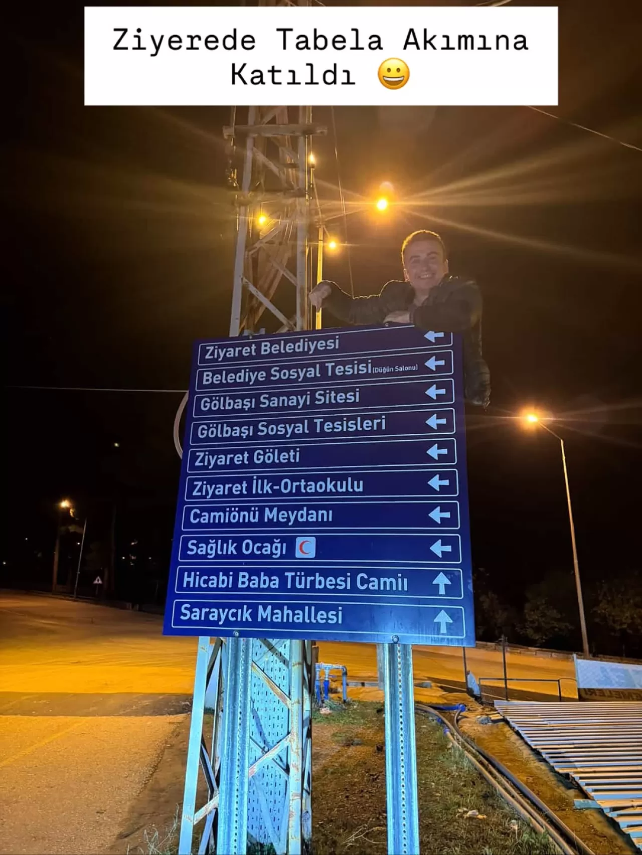 Amasya'da Kızılay'ın Tabelasına Yönelik İroni Sarmalı