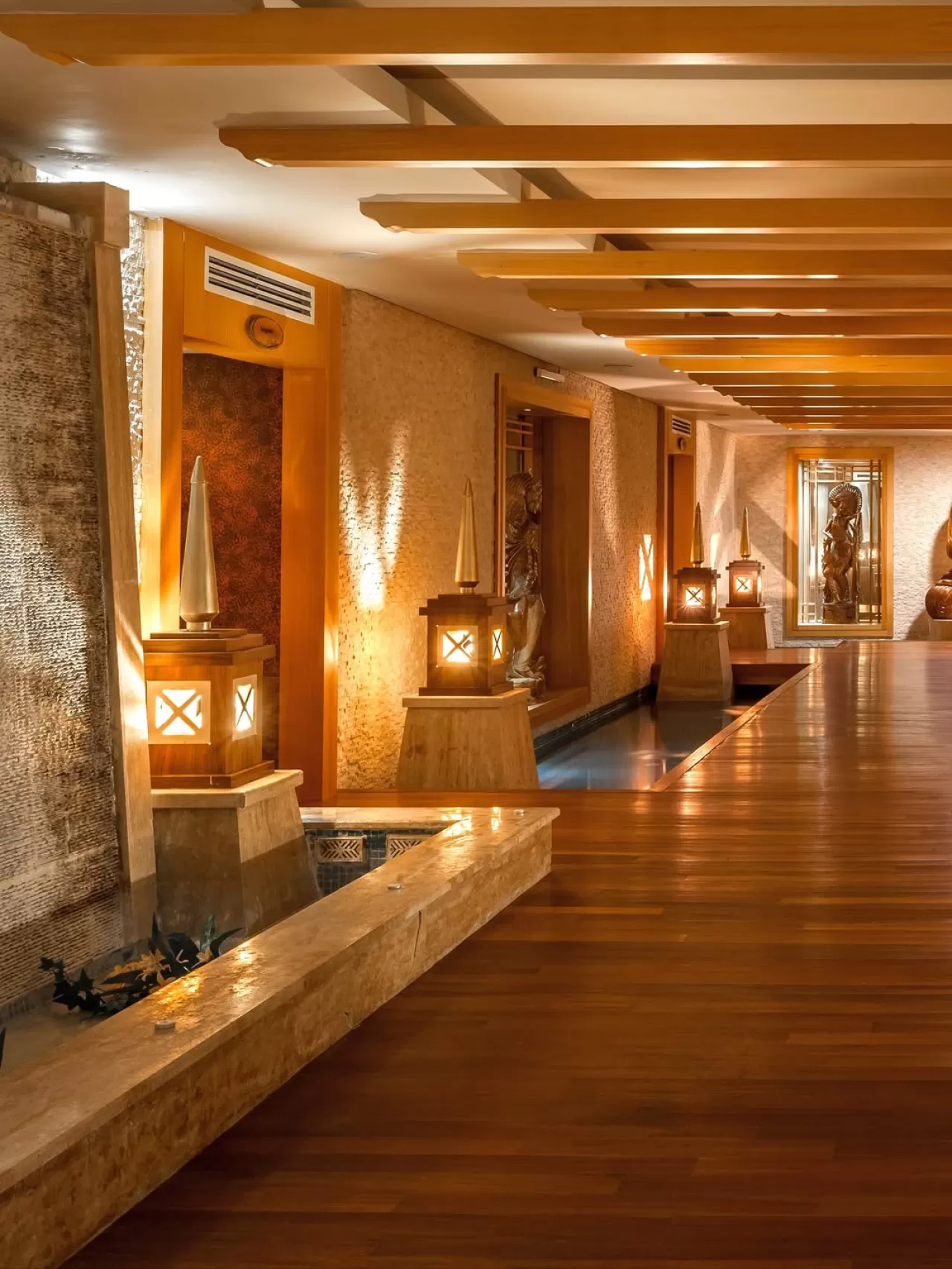 Starlight Resort Hotel, Su, Işık ve Sessizlik Dengesi ile Misafirlerini Bekliyor