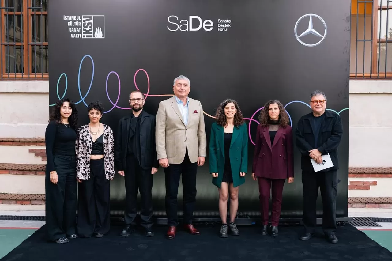SaDe Sanatçı Destek Fonu 2024-2025 Eserleri Sergilenmeye Başladı