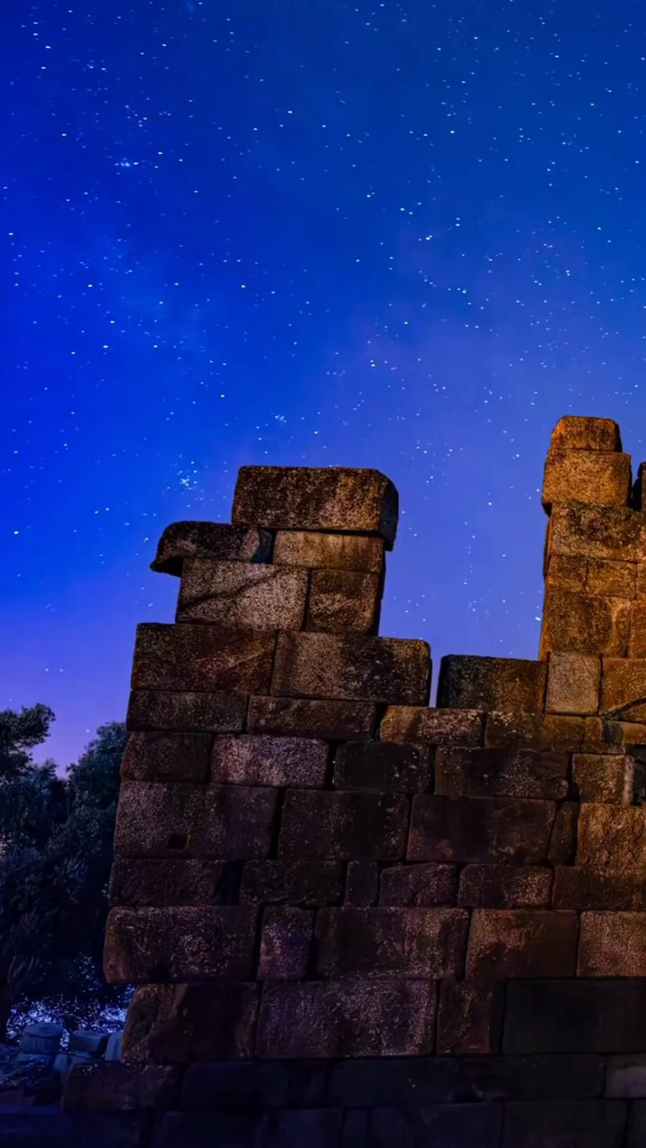Aydın'da Tarihe Yolculuk: Alabanda Antik Kenti Ziyaretçilerini Bekliyor