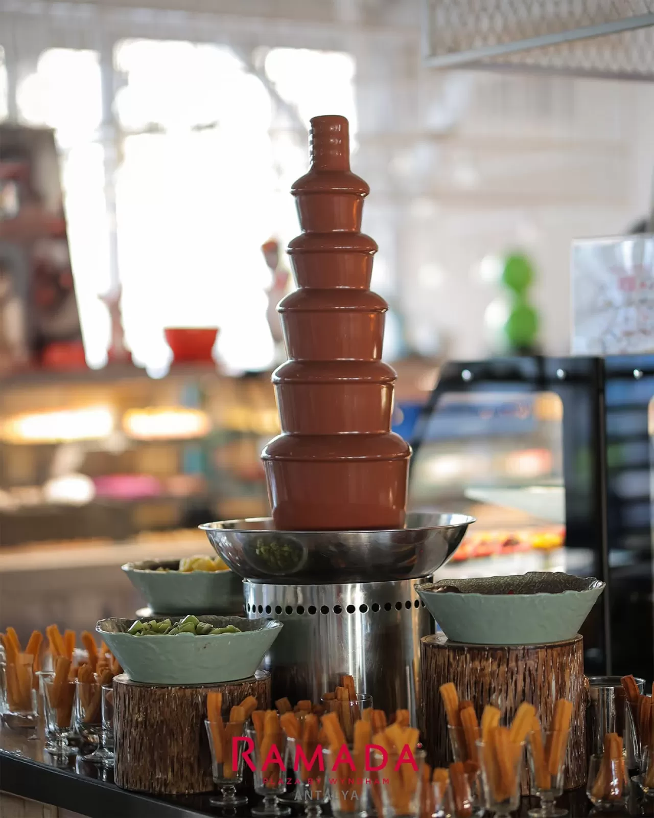 Ramada Plaza Antalya'da Churros ve Çikolata Keyfi