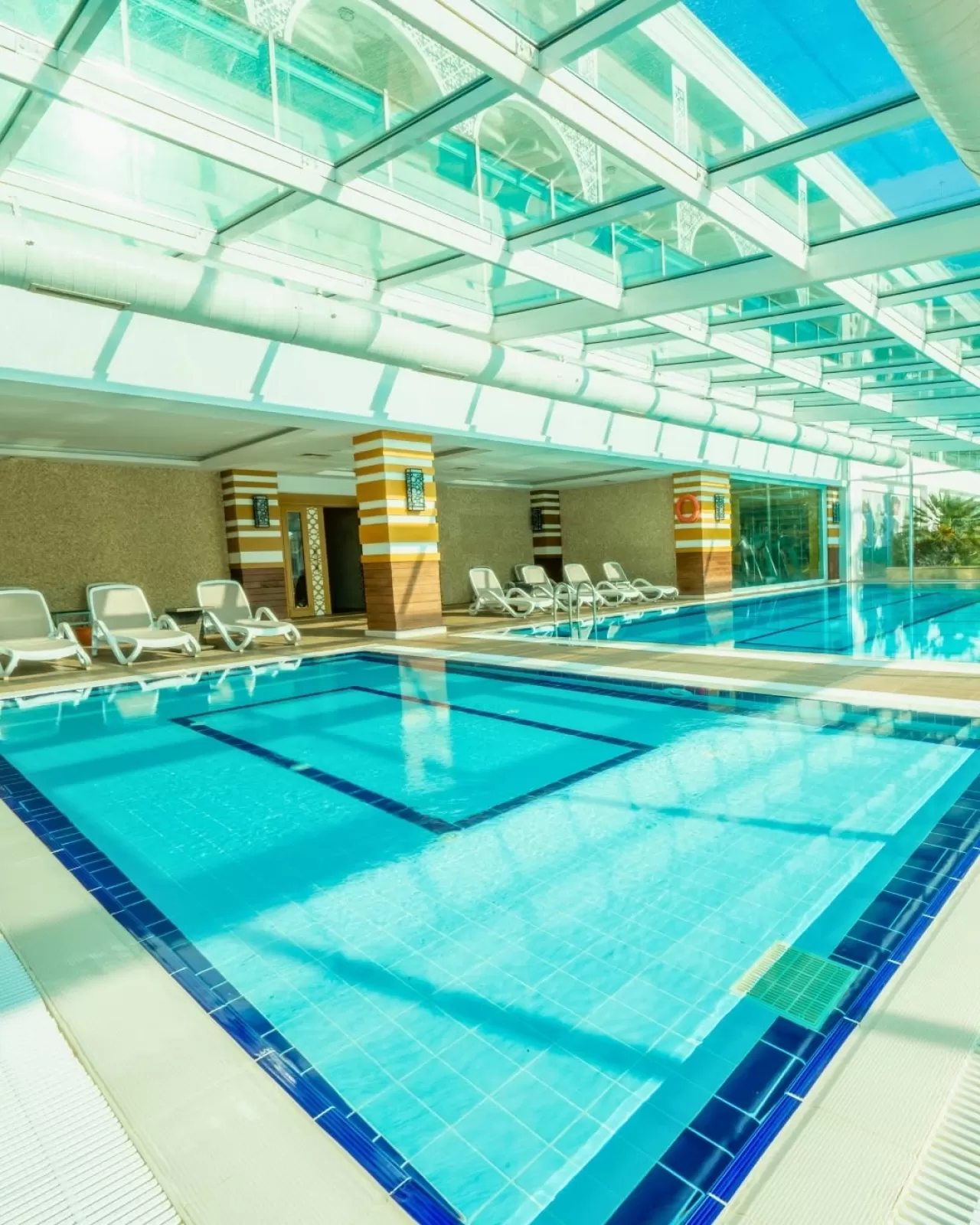 Karmir Resort & SPA, Kapalı Havuzuyla Misafirlerine Dinlendirici Bir Deneyim Sunuyor