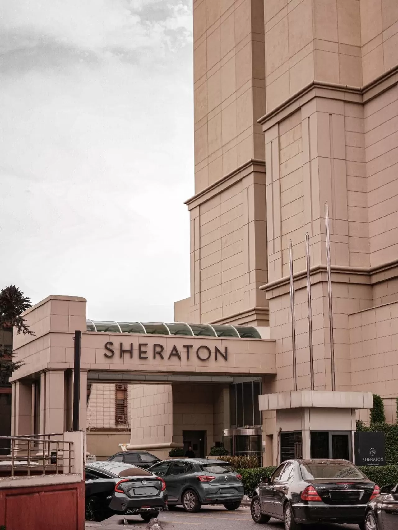 Sheraton İstanbul Levent, İş Merkezinde Konfor ve Ulaşım Kolaylığı Sunuyor
