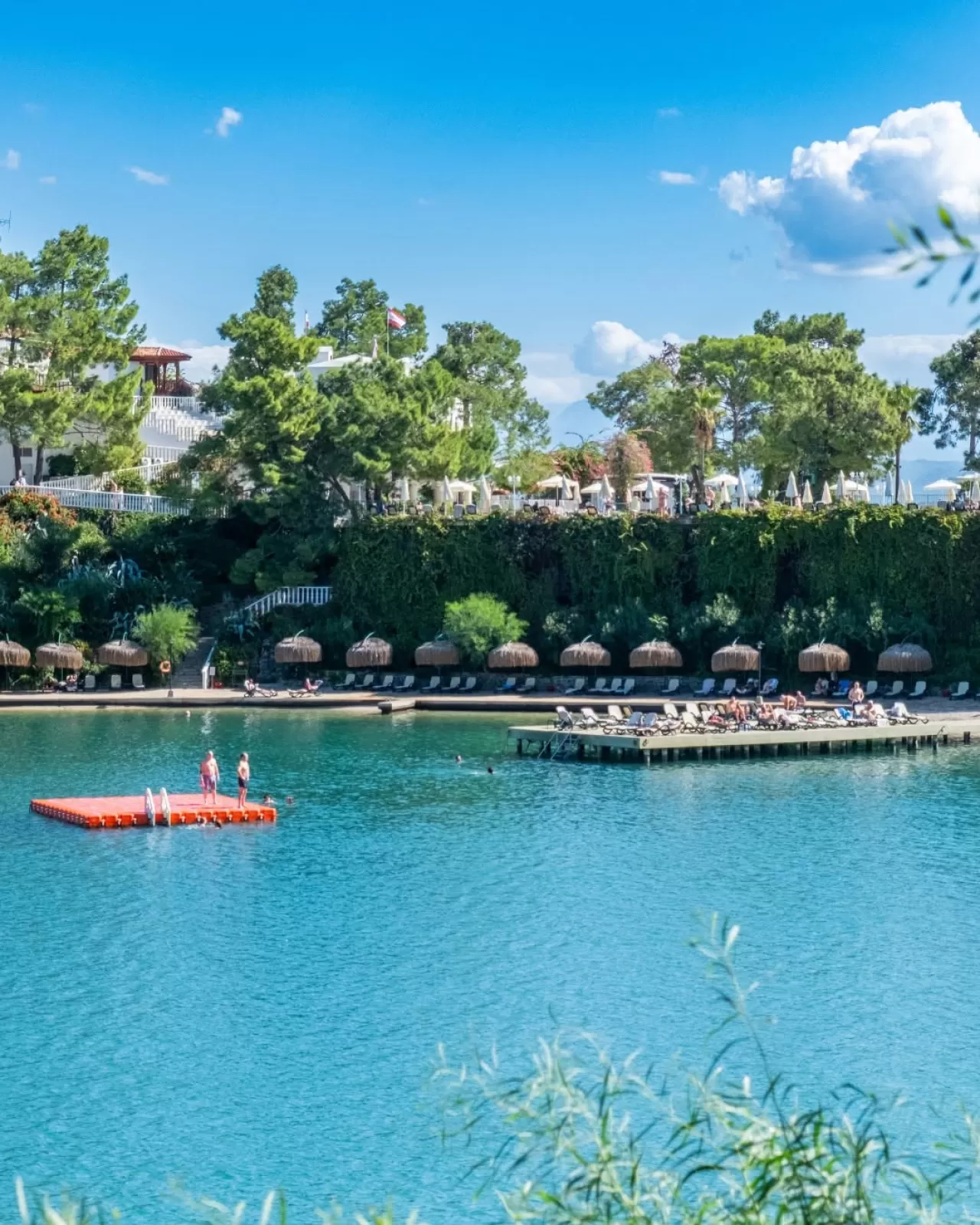 Fethiye'deki Letoonia Club & Hotel, Doğa ve Denizin İç İçe Geçtiği Bir Tatil Deneyimi Sunuyor