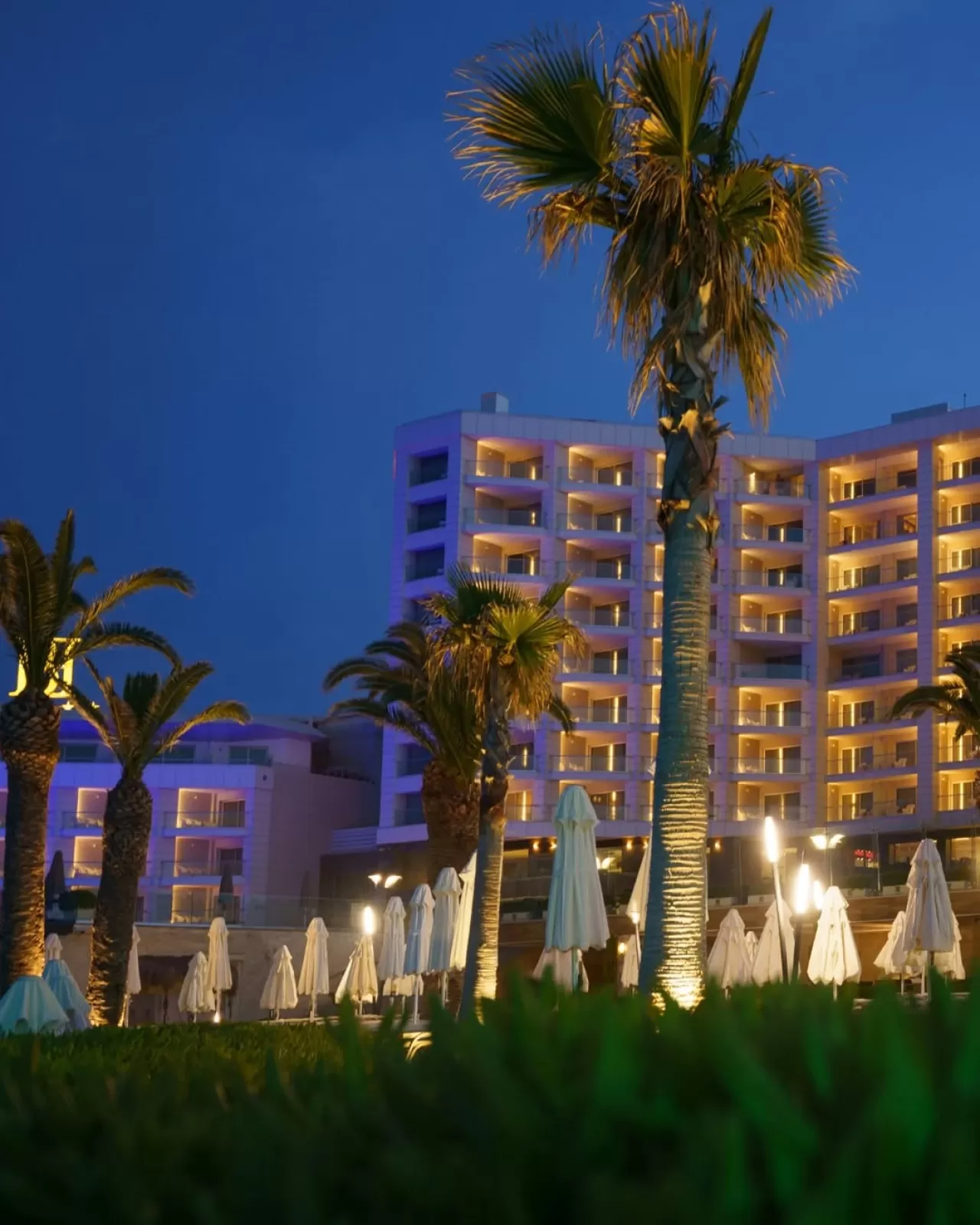 Çeşme Boyalık Beach Hotel, Mavi Bayraklı Plajı ve Termal Olanaklarıyla Öne Çıkıyor