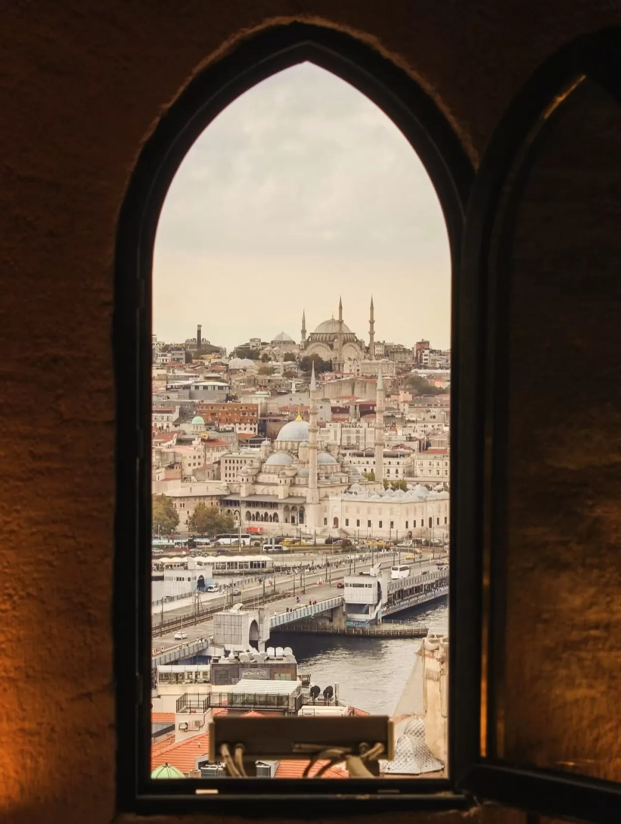 Galata Kulesi, İstanbul'un Panoramasını Ziyaretçilerine Sunuyor