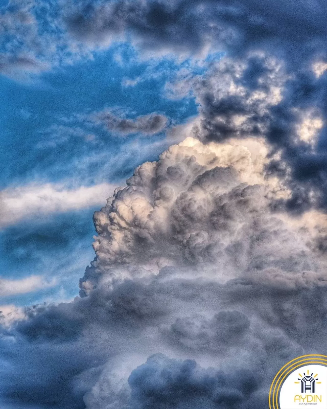 Aydın'da Yağmur Bekleyişi: Doğa ve Yollar Bulutlarla Buluştu