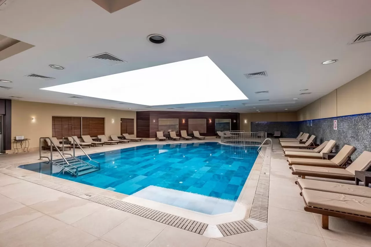 Side Star Resort'ta Tüm Mevsimlerde Yüzme Keyfi