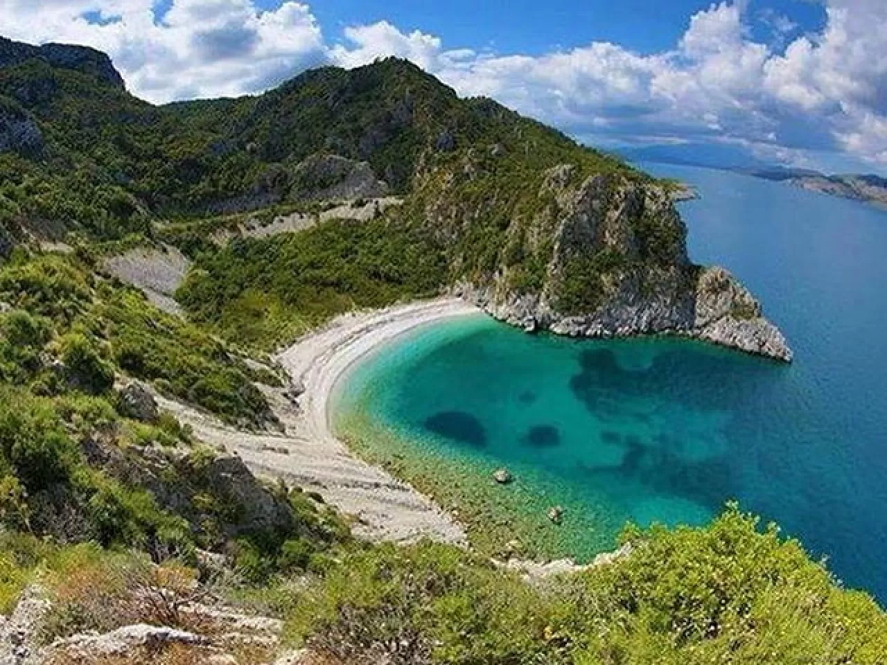 Kuşadası'nda Ailece Unutulmaz Bir Tatil Fırsatı