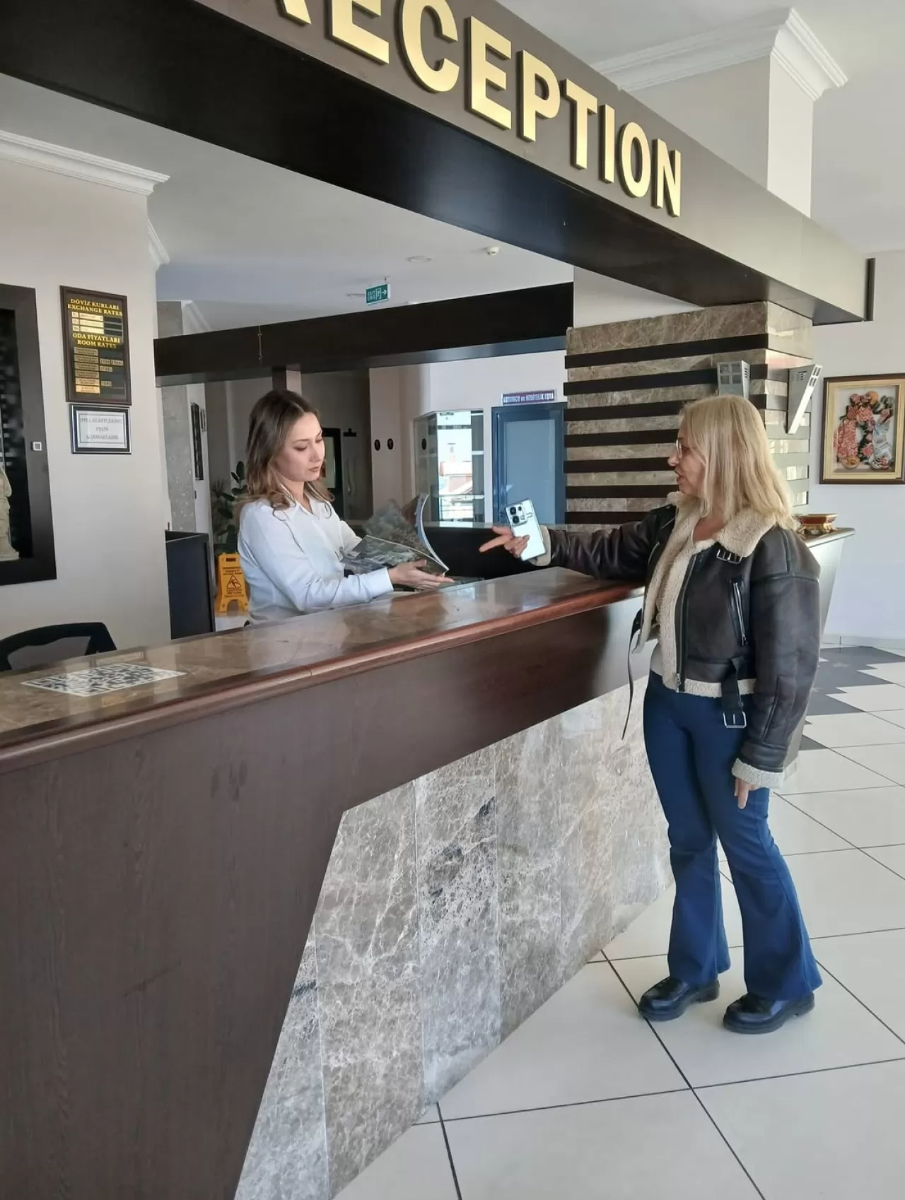 Bartın'da Turizm Tesislerine Tanıtım Broşürleri Dağıtıldı