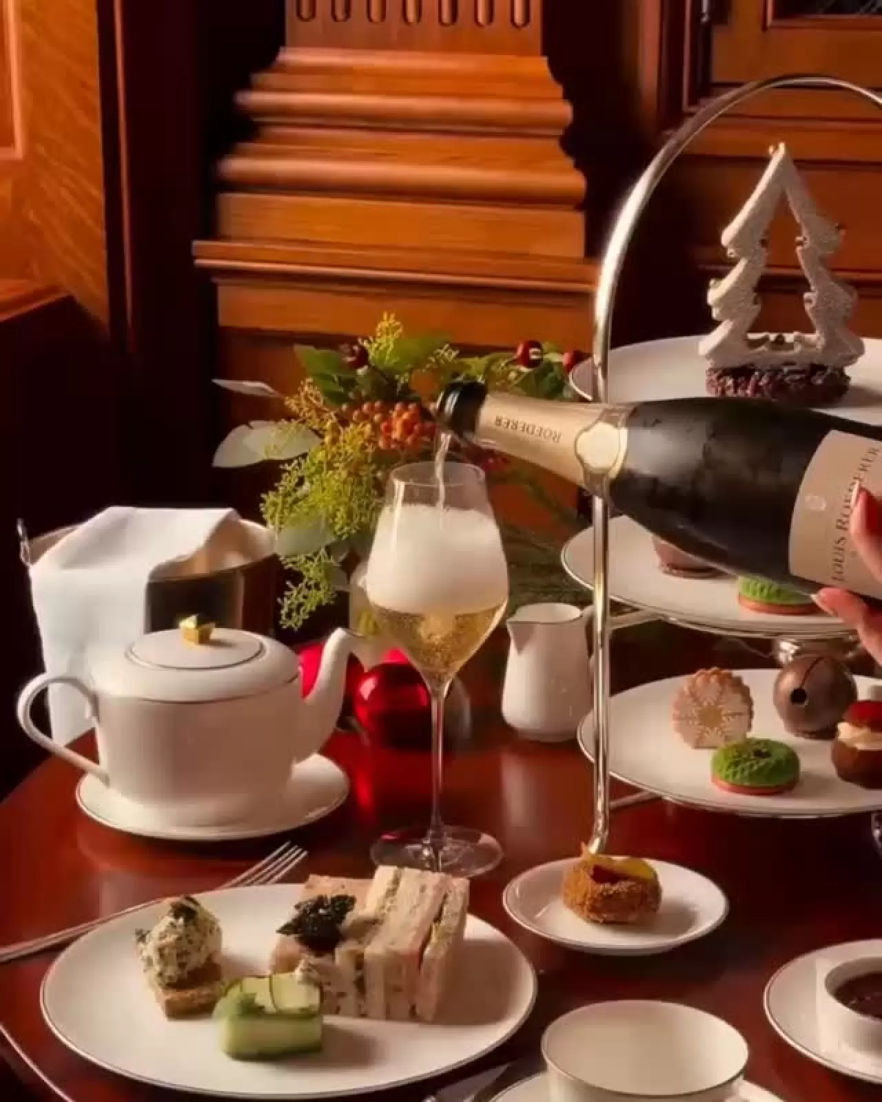 Raffles İstanbul ve Raffles London, Yılbaşı Kutlamalarına Hazırlanıyor