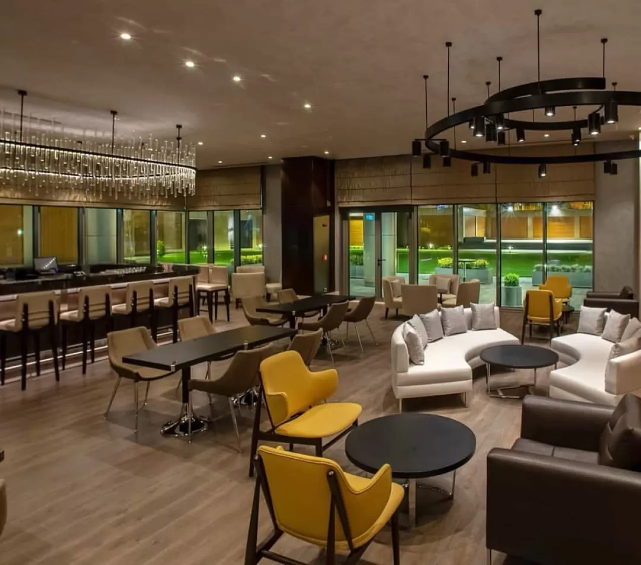Hilton İstanbul Bakırköy, Özel Etkinlikler İçin No 103 Bar'ı Sunuyor