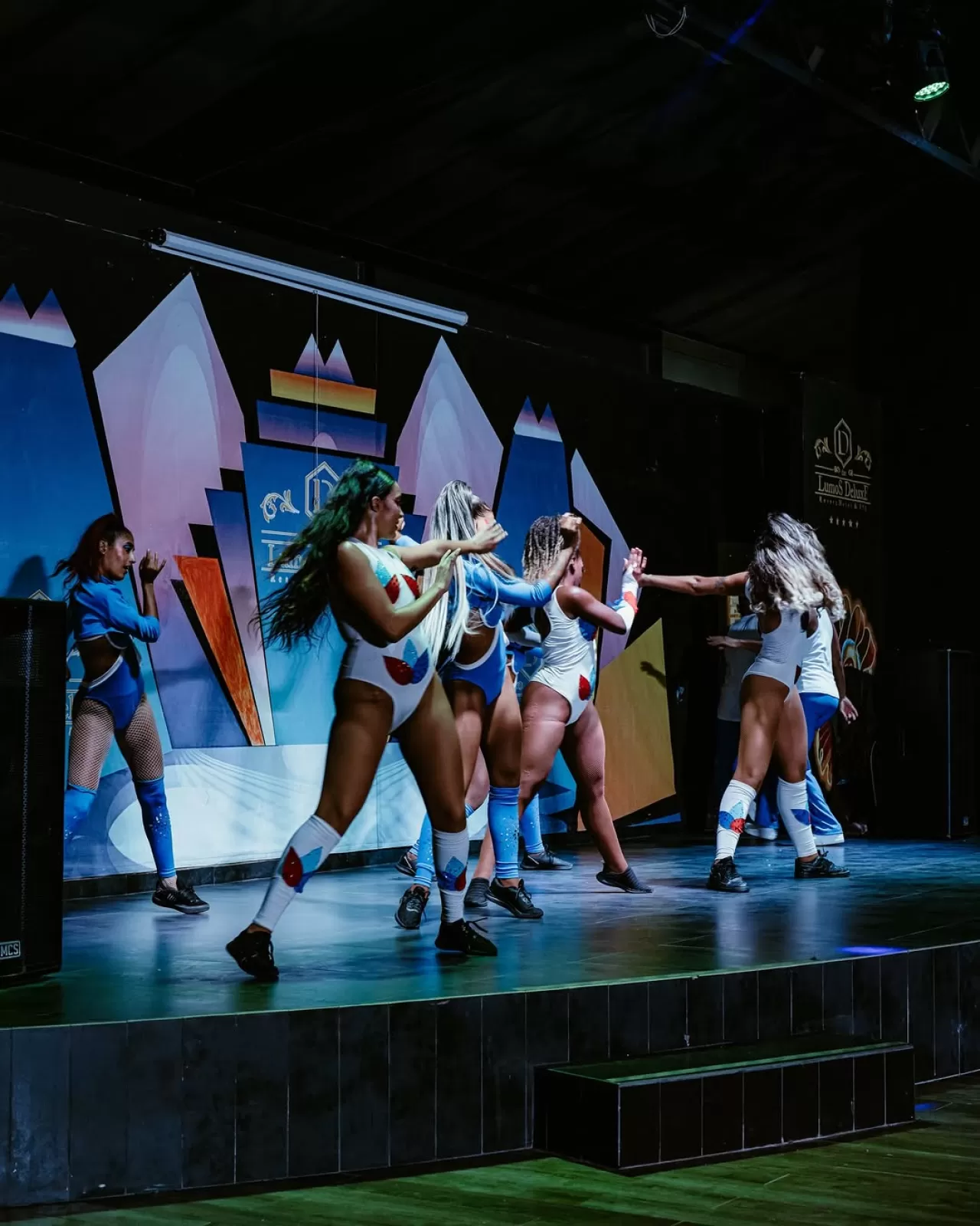 Lumos Deluxe Resort Hotel'de Havana Esintili Geceler