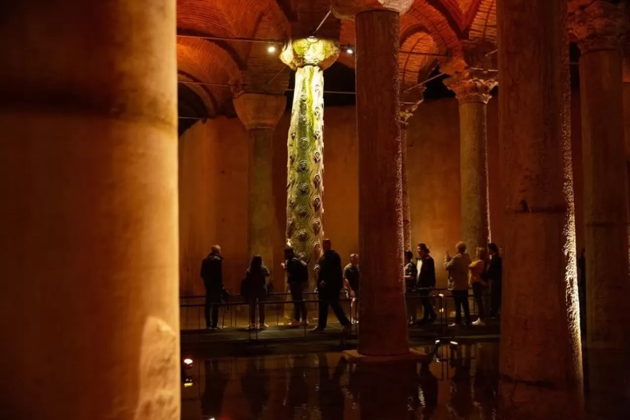 Yerebatan Sarnıcı'ndaki Sütunlar Bin Yıllık Hikayeleri Anlatıyor