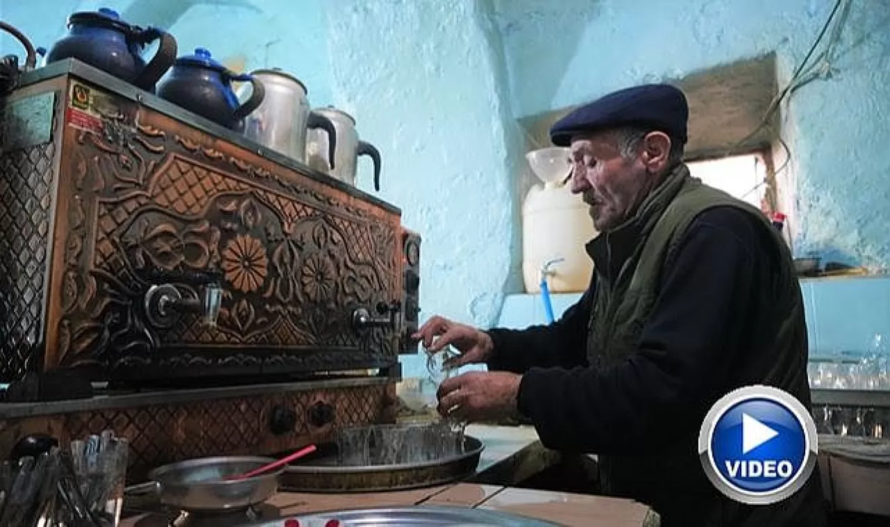 Okmeydanı'ndaki Çınaraltı Çay Ocağı'nın İzinde: Bir Mahalle Sırrı