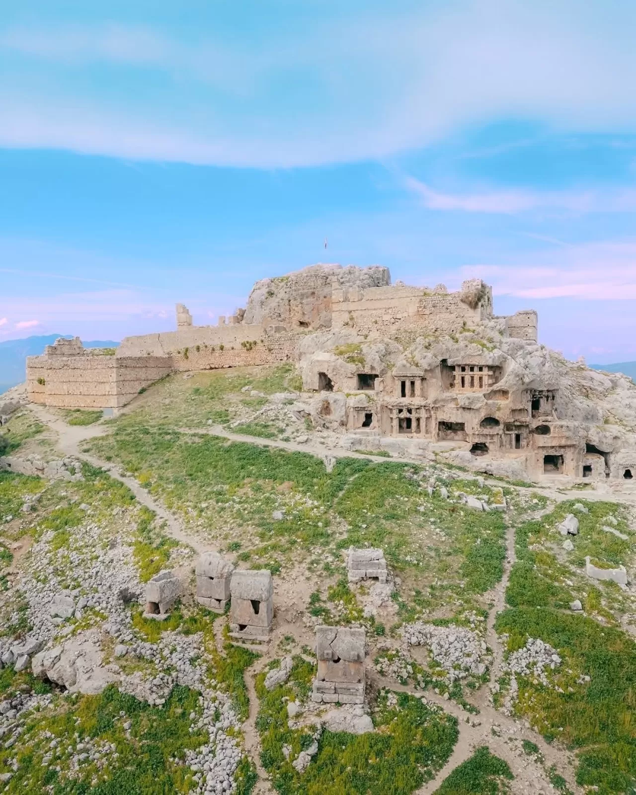 Tlos Antik Kenti: Tarih ve Mitolojinin İç İçe Geçtiği Likya Hazinesi