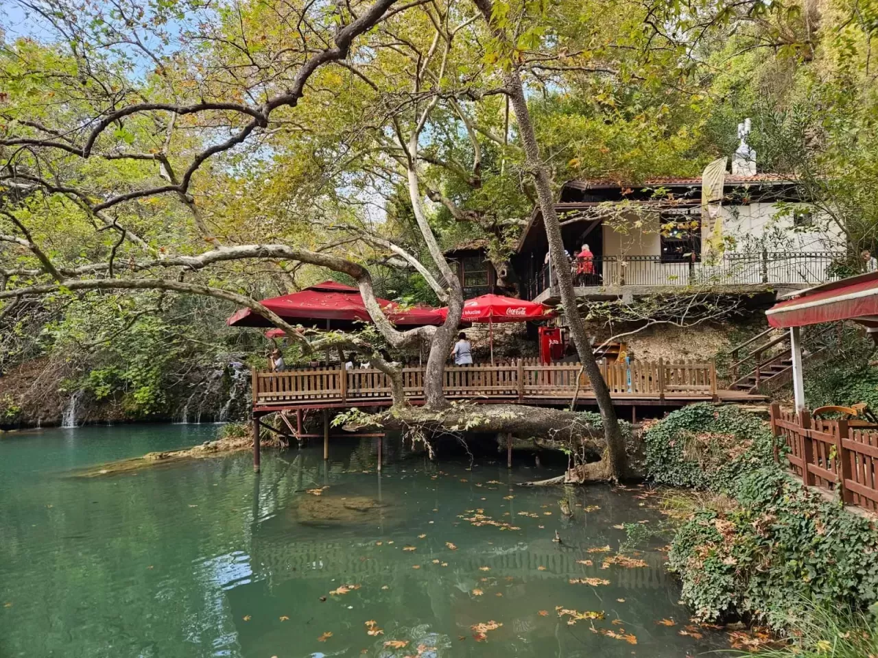 Karagümrük'te Tarihin İzinde: Canfeda Hatun'un Mirası ve Kayıp Bir Kıraathane
