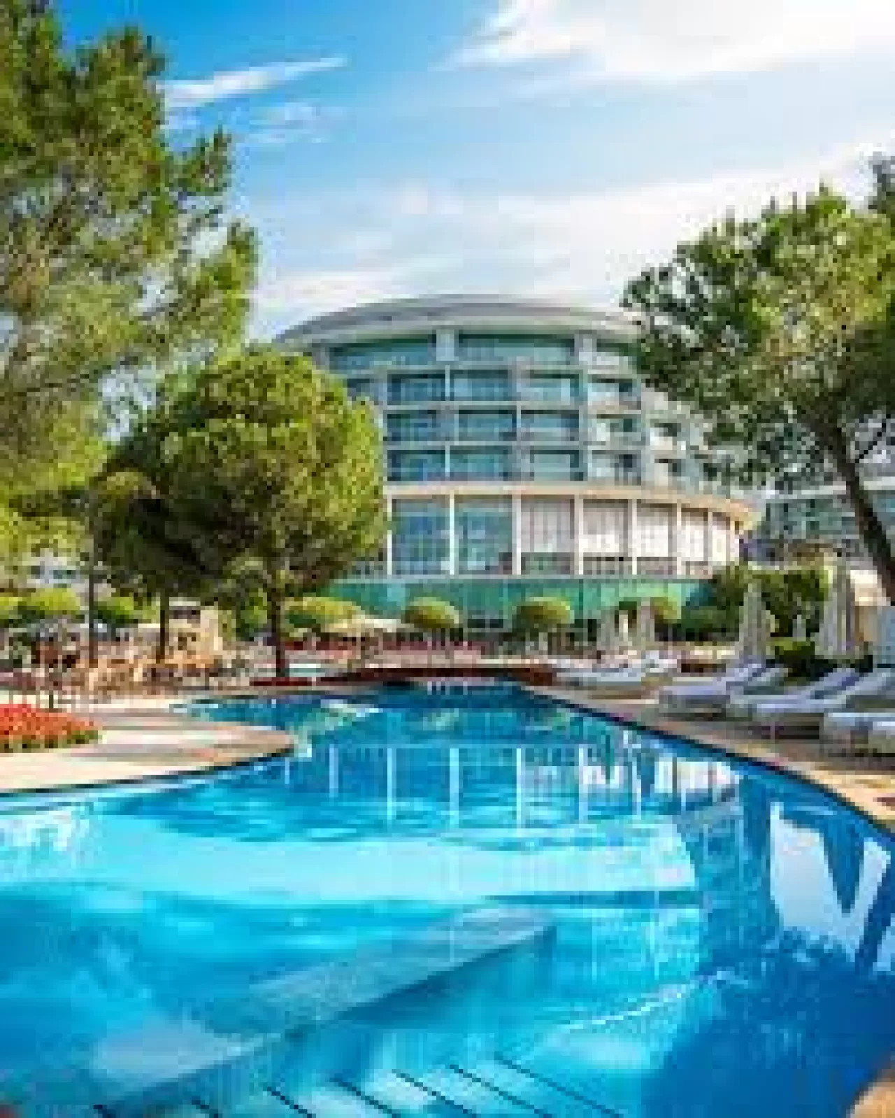 Calista Luxury Resort'ta Yeni Yıl Havası: Akdeniz'in Zarafeti ile Tatil Keyfi