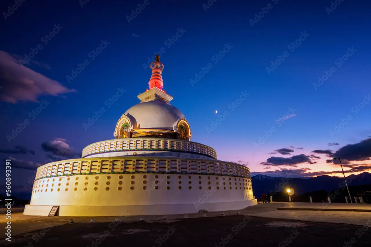 Fotoğraf Karelerine Sığmayan Köy: Sosyal Medyanın Estetik Arayışı ve Gerçeklik
