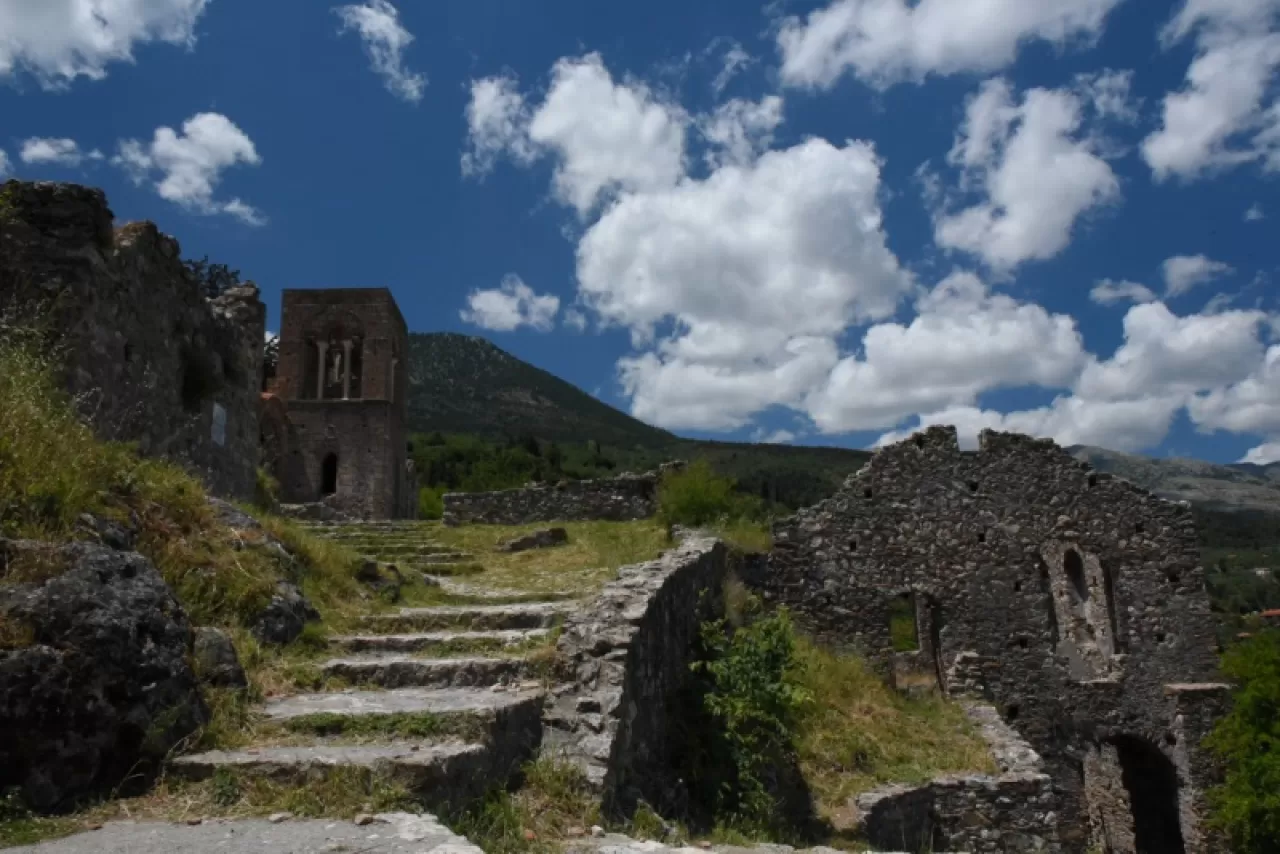 Mistras: Bizans'ın Unutulan Başkenti ve Saklı Cenneti
