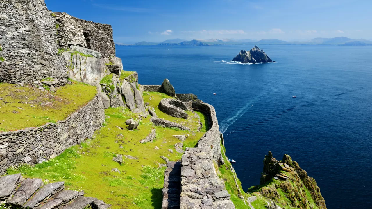Skellig Michael: Star Wars'ın Gizemli Ahch-To Adasının Gerçek Yüzü