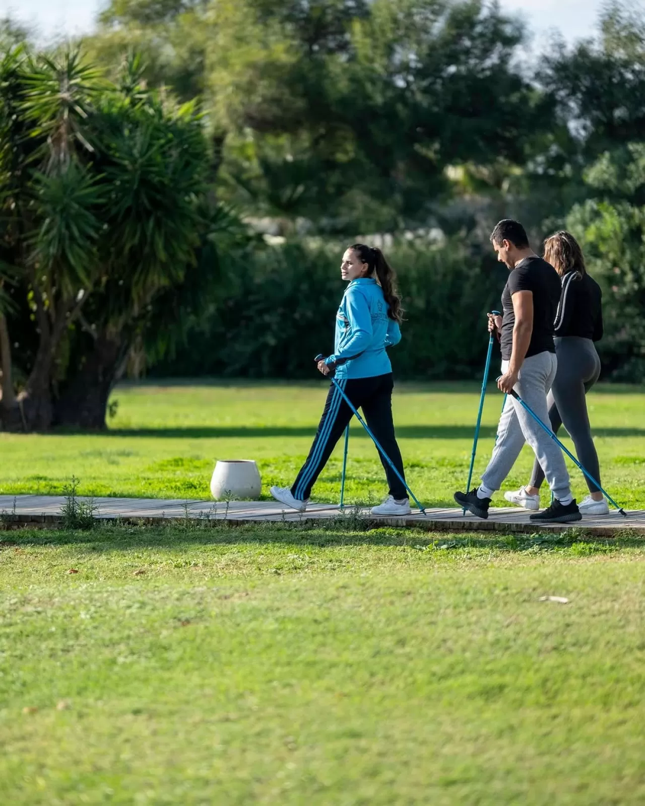 Side Star Resort'ta Kışın Sağlıklı Yaşam Ritüeli: Nordic Walking Zamanı