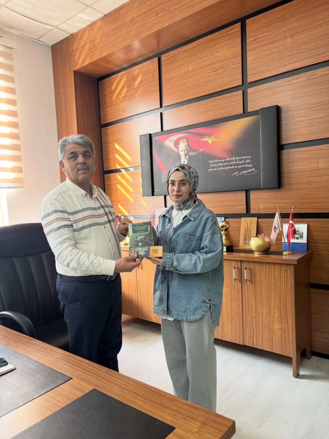 Amasya Üniversitesi Kütüphanesi'nde Kitap-Kahve Çekilişi Heyecanı