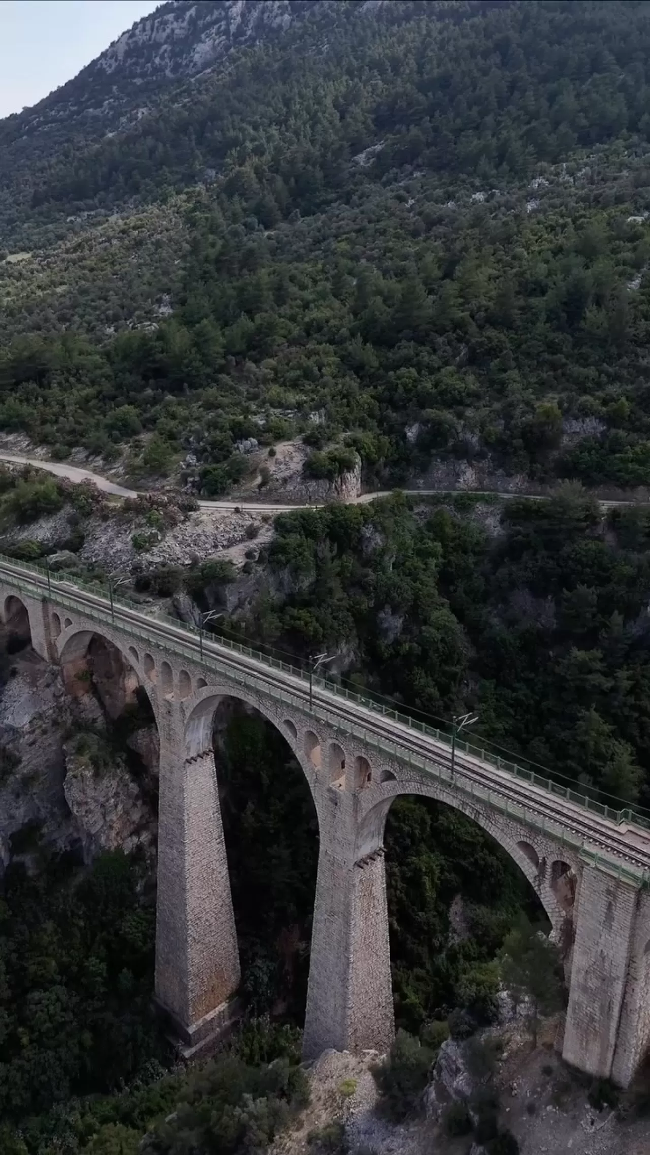Adana'nın Tarihi Mühendislik Harikası: Varda Köprüsü