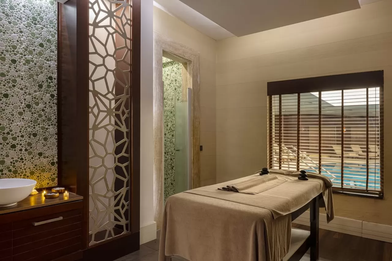 Side Star Resort'ta Tatilin En Keyifli Anı: Masaj ile Başlayan Rahatlama