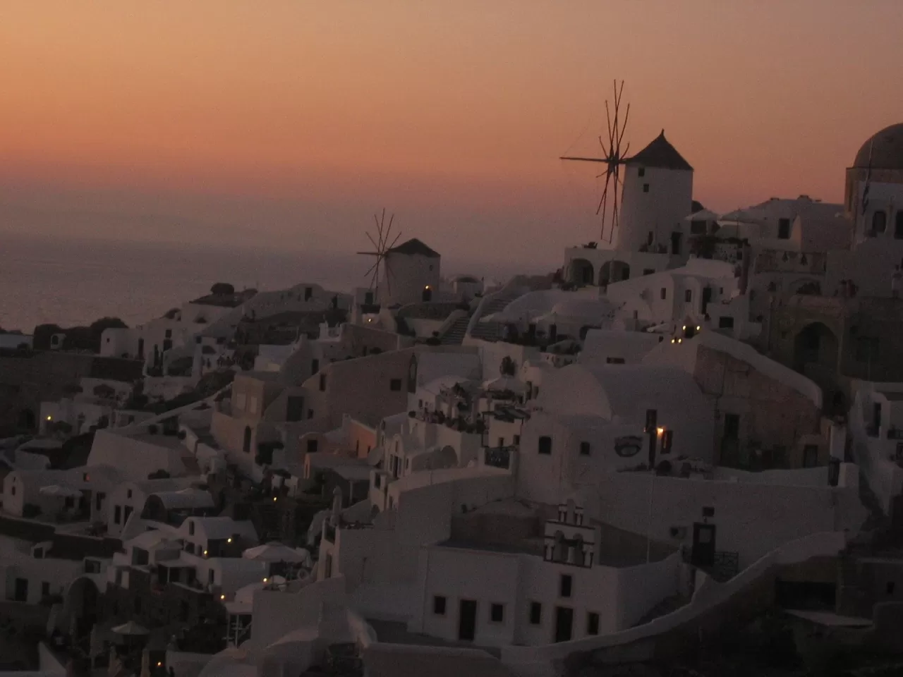 Santorini mi, Mykonos mu? Tatil Tercihiniz Kişiliğinizi Ele Veriyor