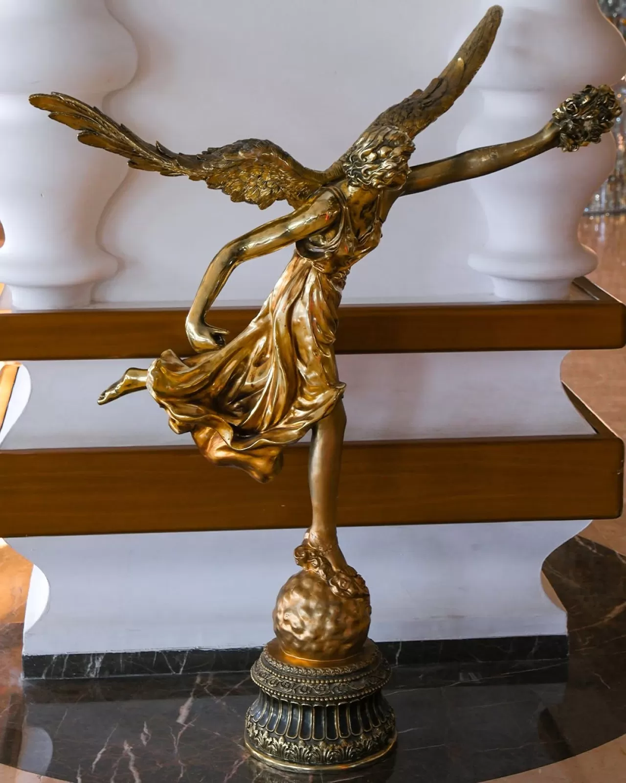 Dream World Aqua: Sanat ve Zarafetin Buluştuğu Lüks Bir Dünya