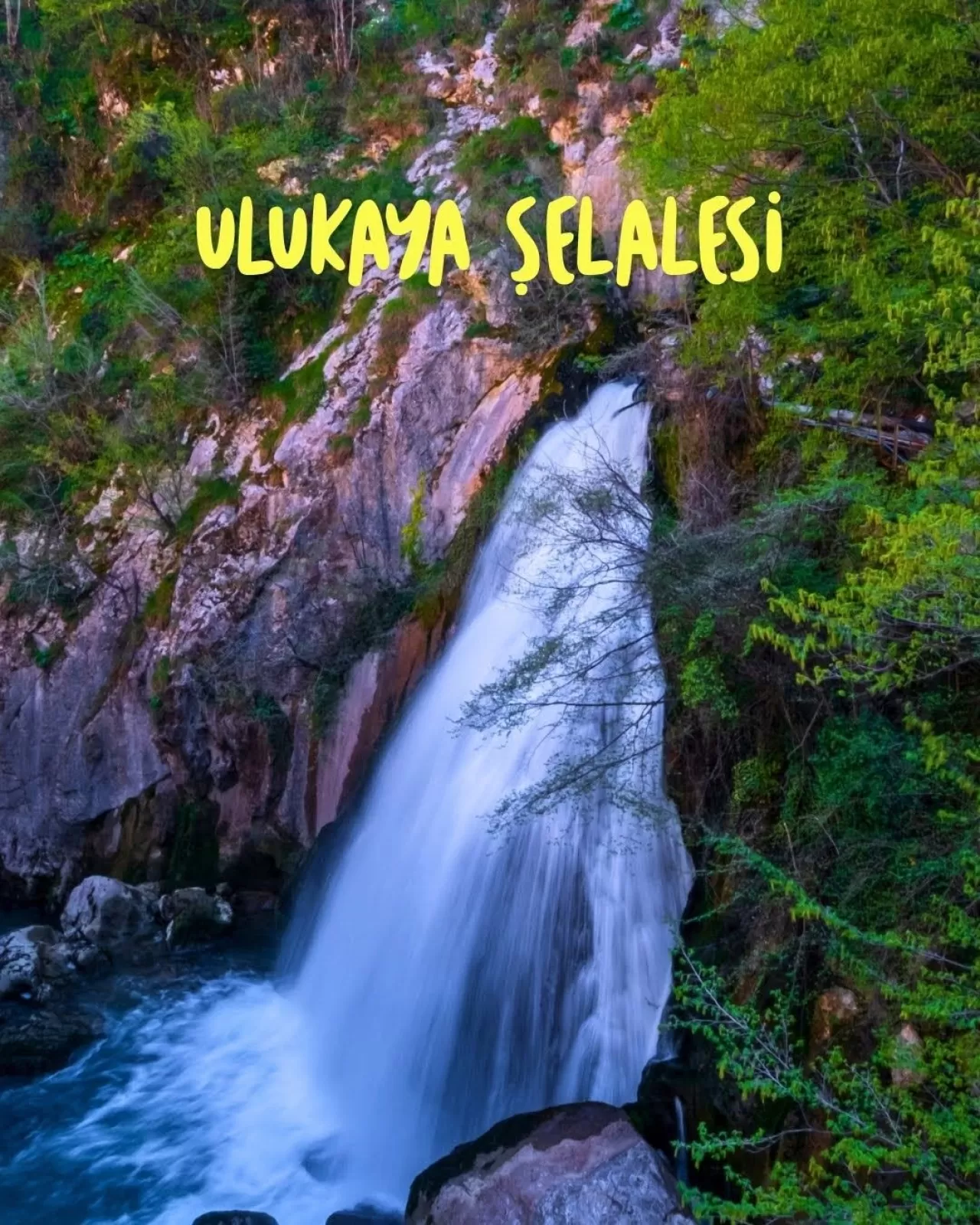 Bartın'ın Saklı Cenneti: Ulukaya Şelalesi Doğaseverleri Bekliyor
