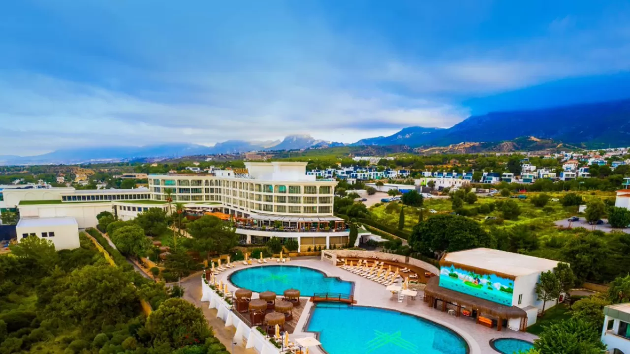 Jolly Tur'da Erken Rezervasyon Fırsatları Başladı: Her Şey Dahil Konaklama ve 2 Çocuk Ücretsiz