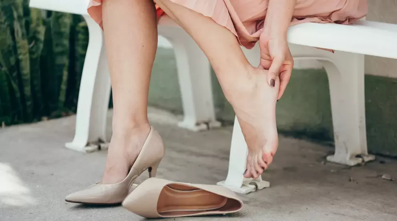 Tatilin Kabusa Dönüşmesini Engelleyen 3 Teknolojik Ayakkabı Çözümü