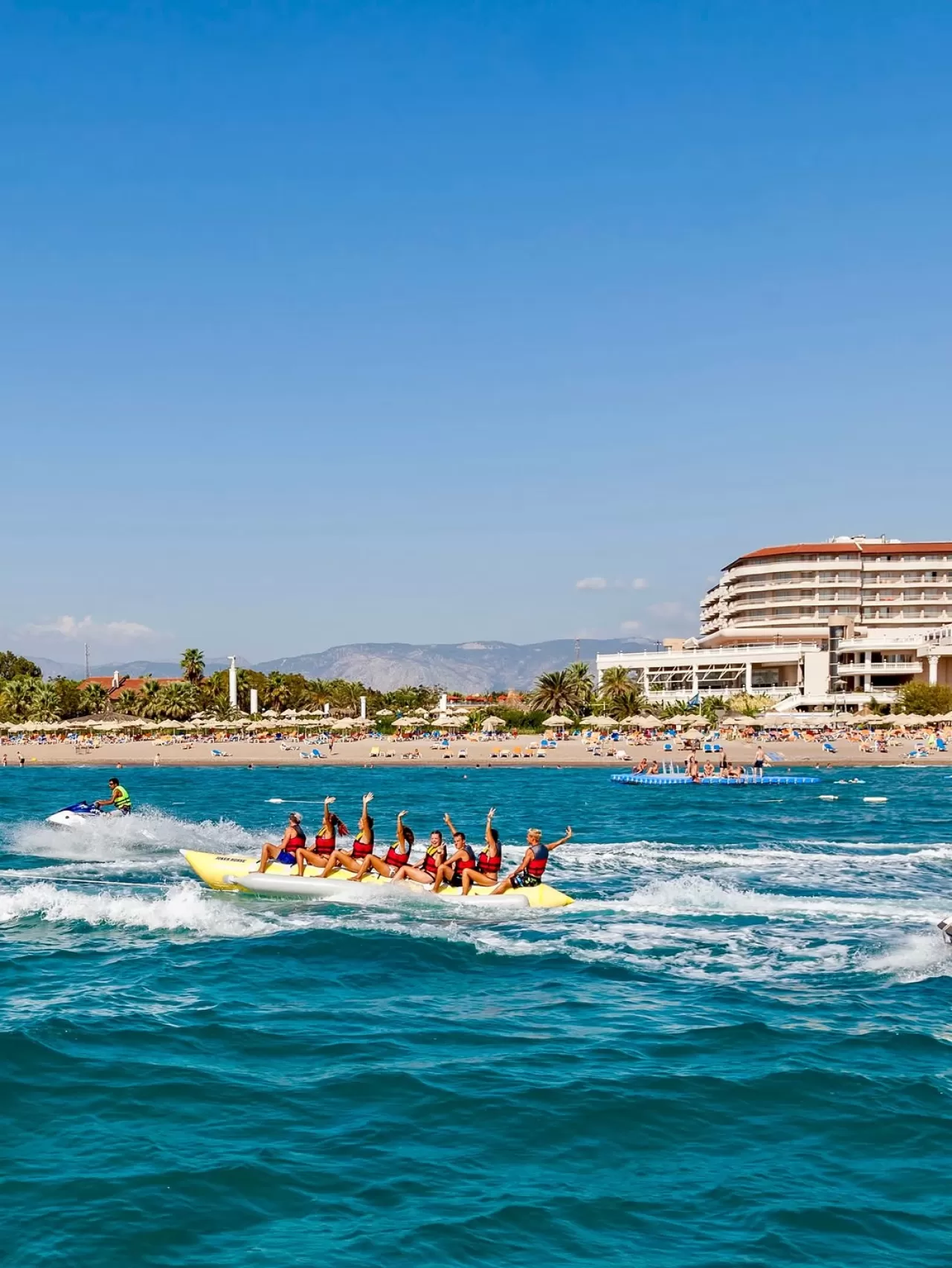 Starlight Resort'ta Suyun Ritmi Değişiyor: Eğlence ve Hız Bir Arada