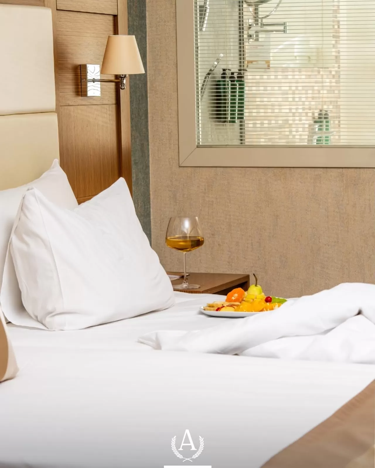 Akgün İstanbul Hotel'de Gününüzü Özel Kılan Konfor: Oda Servisi ile Sakin Bir Başlangıç