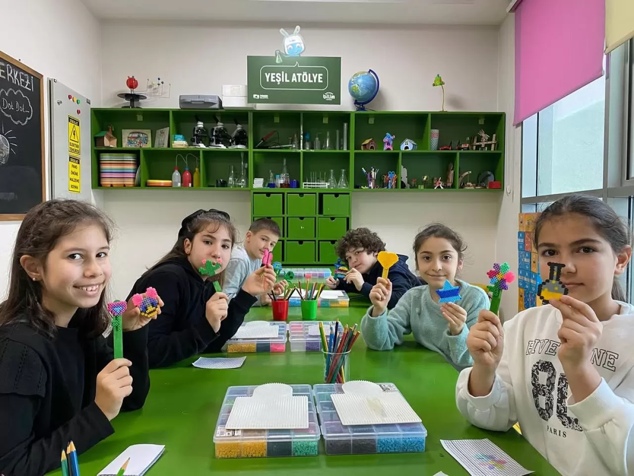 Pendik'te Minik Bilim İnsanları Kış Okulu'nda Yeteneklerini Konuşturdu