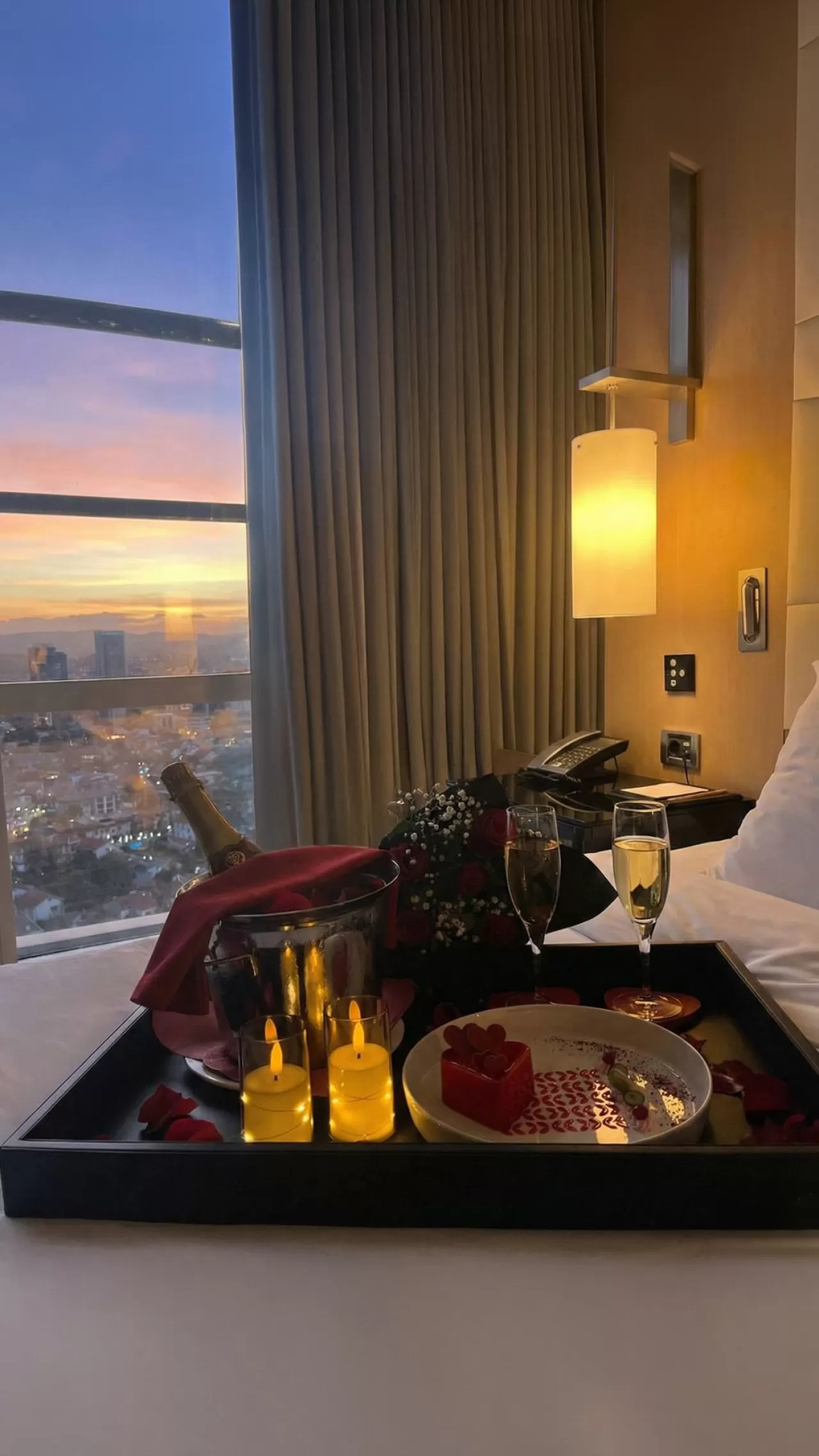 Wyndham Grand İstanbul Levent'ten Sevgililer Günü'ne Özel Ayrıcalıklı Deneyim