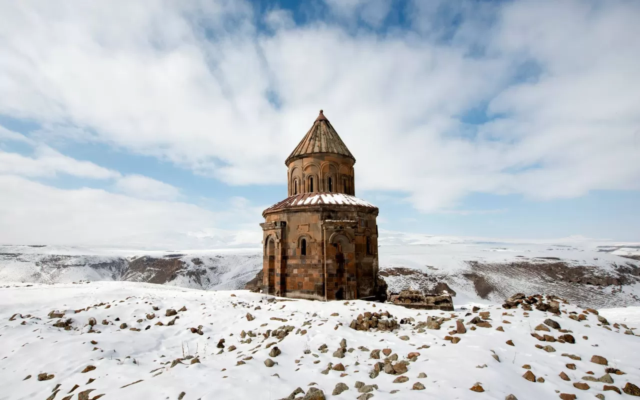 Kars: Her Mevsim Aile Macerasıyla Dolu Bir Kış Cenneti