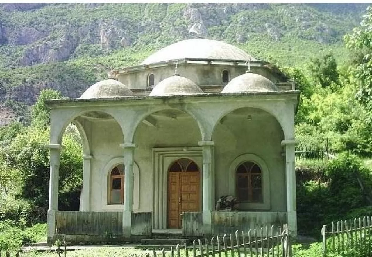 Ardanuç'un Saklı Cevheri: Ferhatlı Köyü'nde Zamanın Durduğu Bir Kaçış