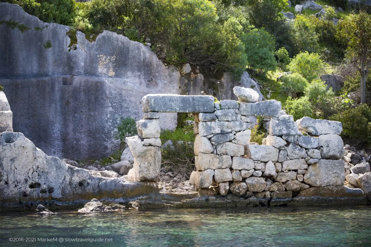 Tarih, Doğa ve Mavinin Buluşması: Kekova'da Unutulmaz Bir Aile Tatili