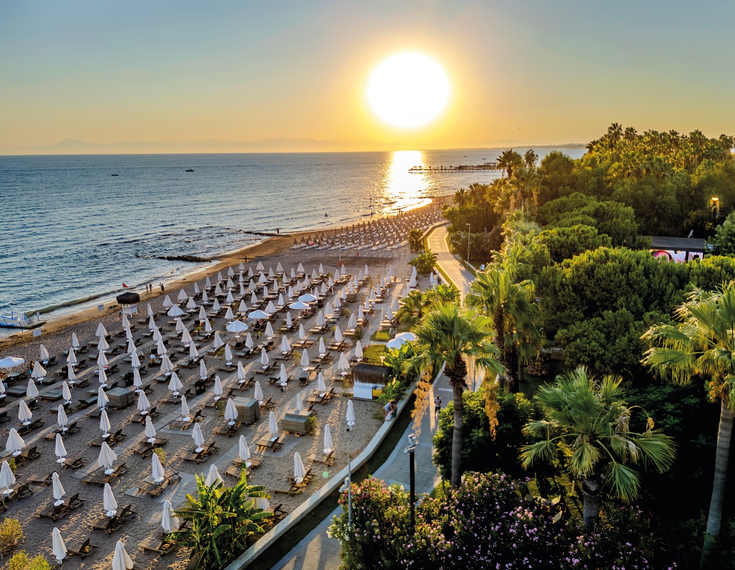 Barut Hemera Otel'de Gün Batımı Keyfi