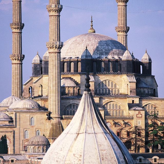 Edirne’deki Selimiye Camii: Tarih ve Kültürün Buluşma Noktası