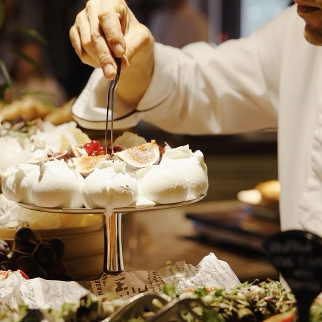 Mandarin Oriental'da İkonik Pazar Brunch'ı Başlıyor