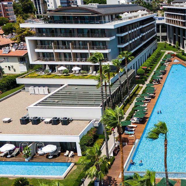 Antalya'da Yaz Sıcakları Devam Ediyor